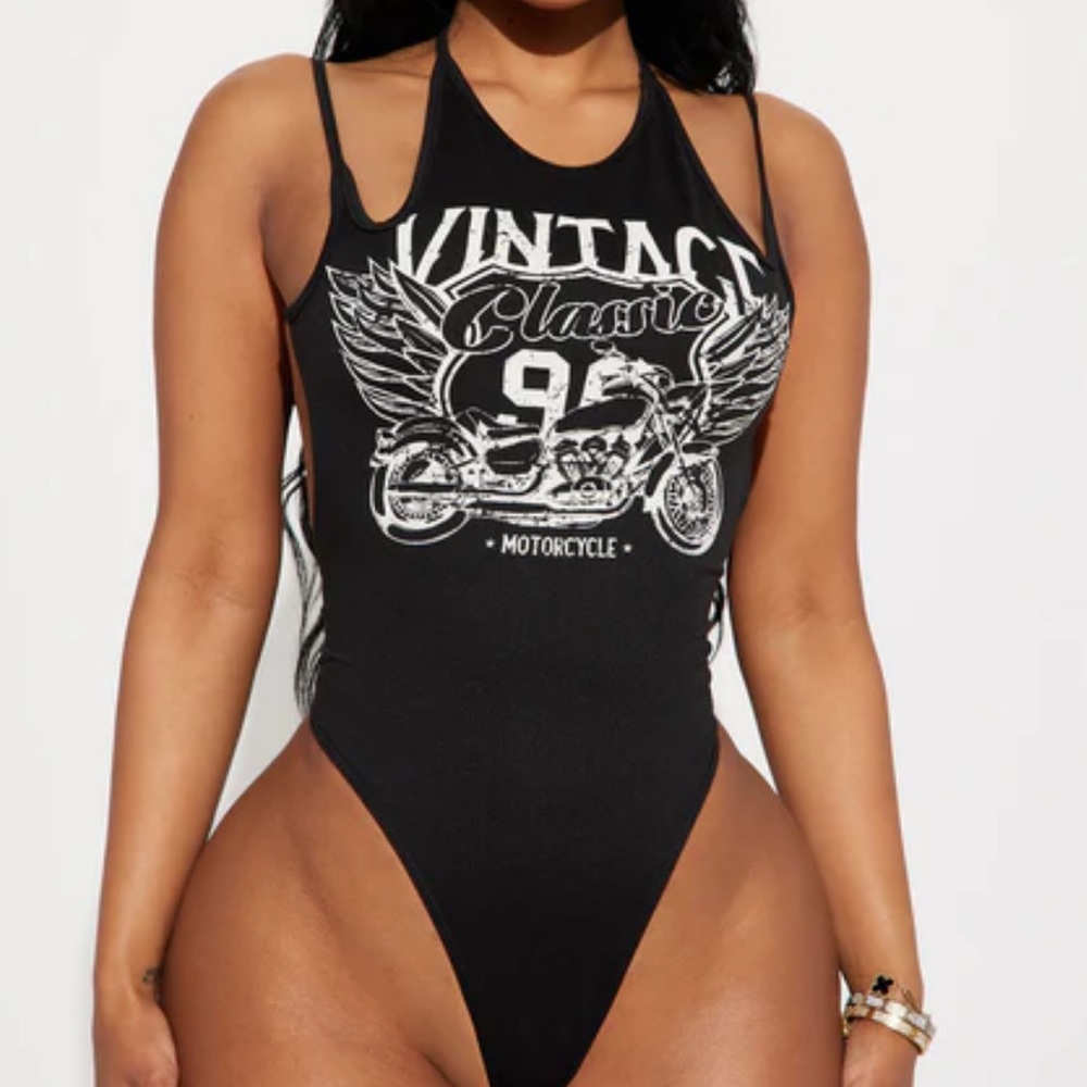 Fashion Nova Vintage Moto Graphic Sleeveless Backless Bodysuit NWT Size L